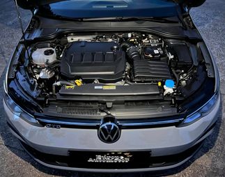 Motor Volkswagen Golf